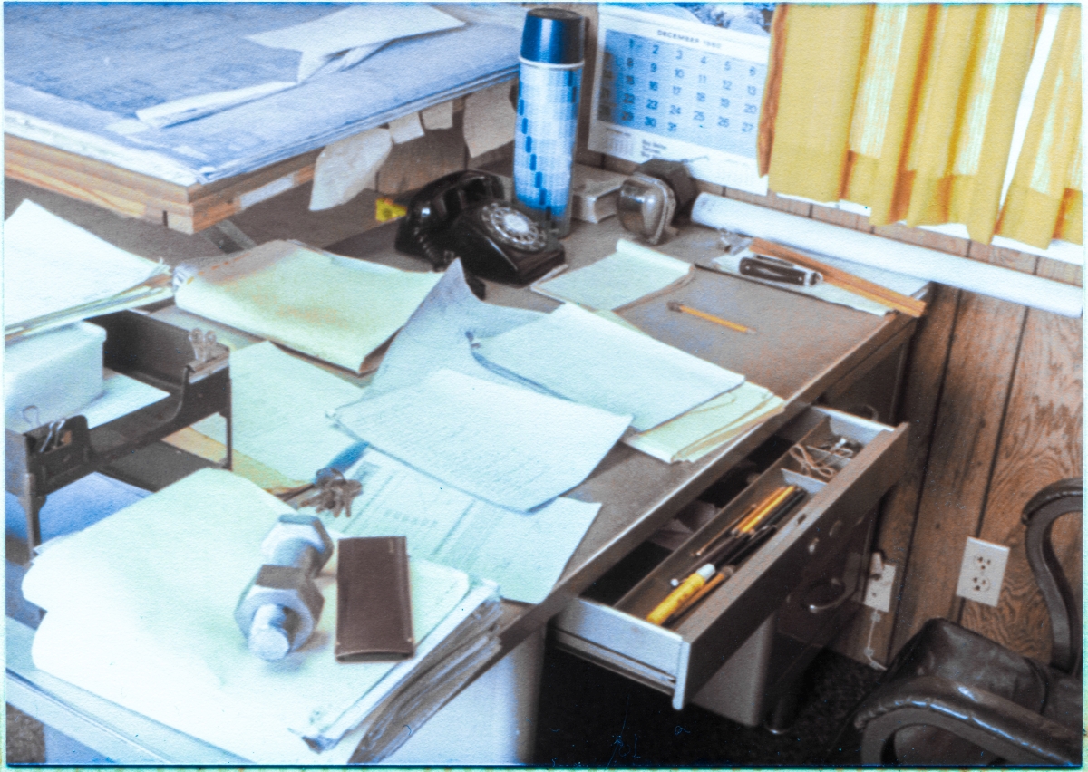 Image 010. James MacLaren’s desk in the Sheffield Steel field trailer at Launch Complex 39-B, Kennedy Space Center, Florida, in December 1980. Photo by James MacLaren.